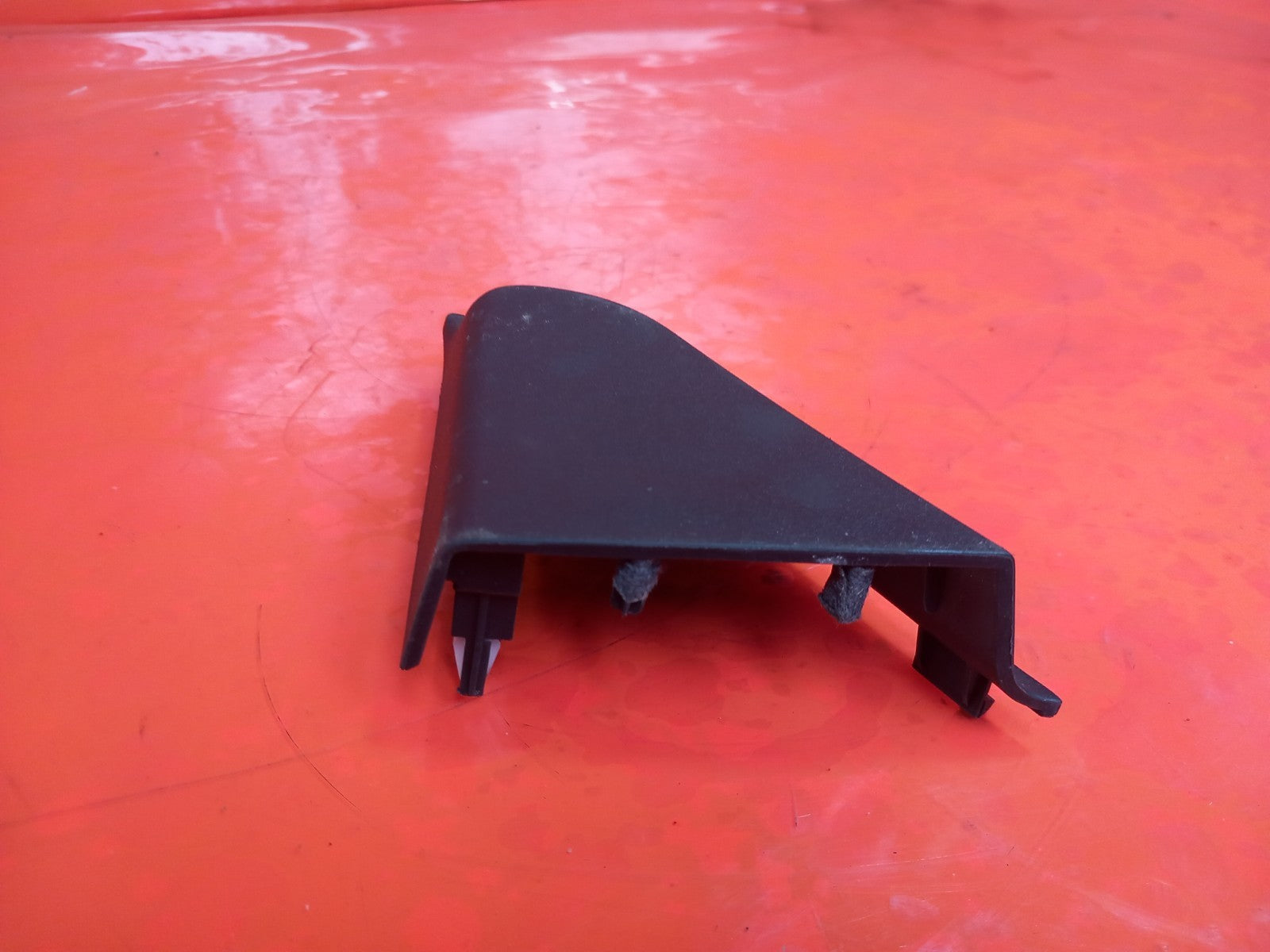 Ford Galaxy Zetec 2.0 Diesel 2019 Front Left Interior Wing Triangle Door Trim - Image 3