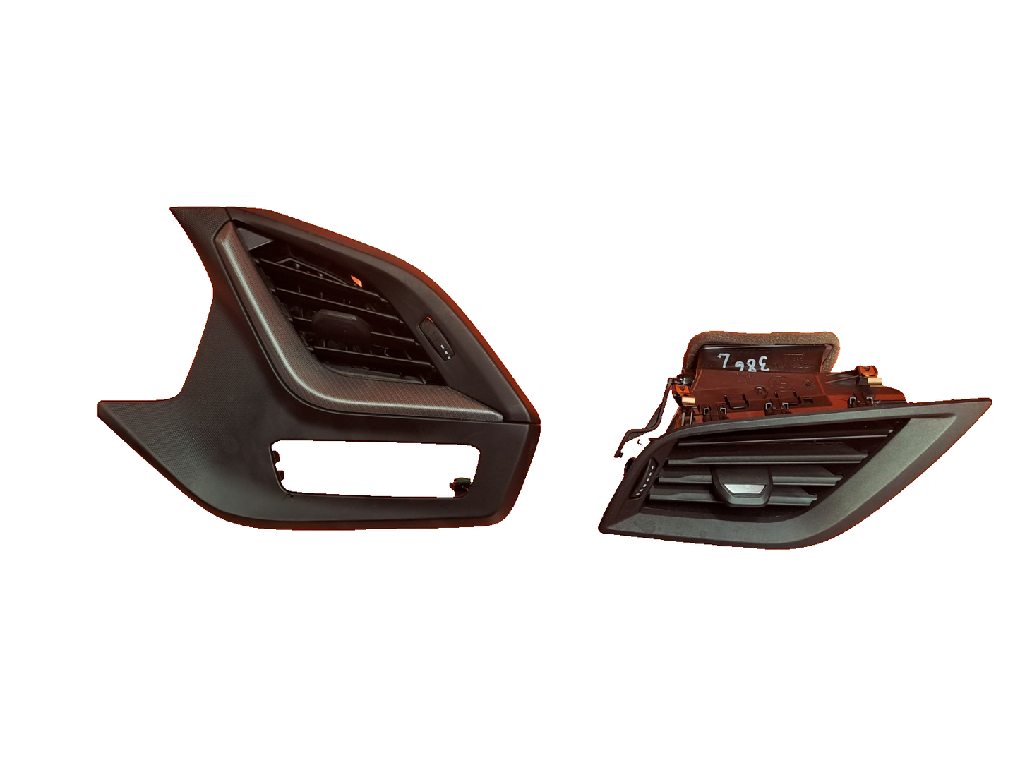 2020 BMW 2 Series F44 M Sport Dash Air Vents Pair Left Right 6823190 A386 - Image 1