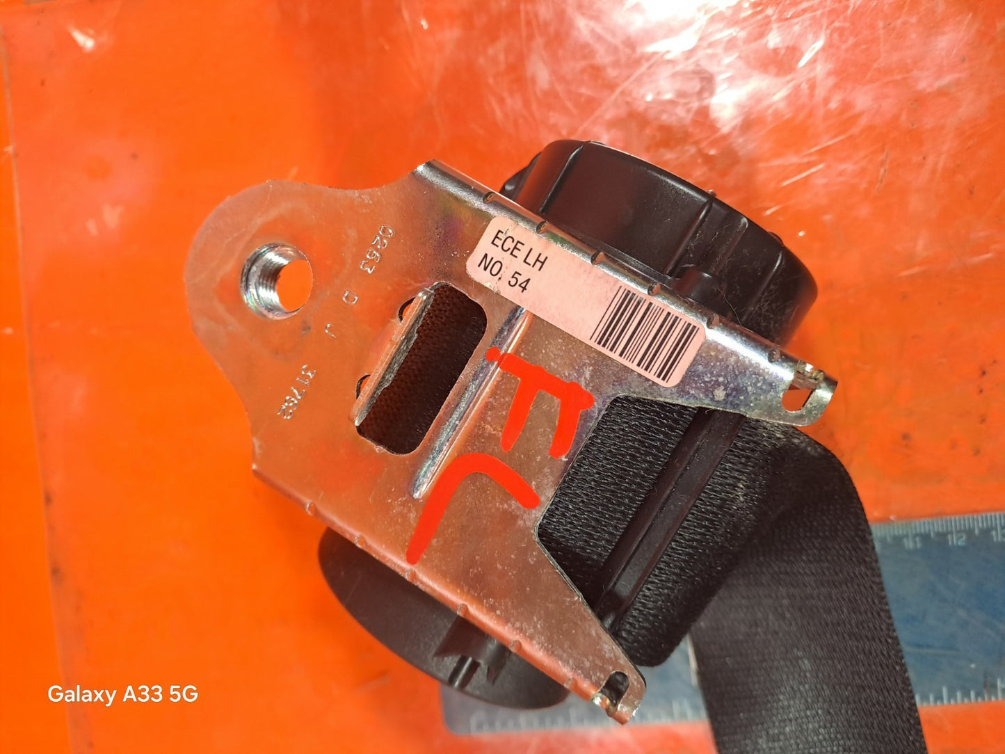 ✅MINI COUNTRYMAN ONE D MK3 1.6 DIESEL 2013 FRONT LEFT & RIGHT SEAT BELTS A304 - Image 9