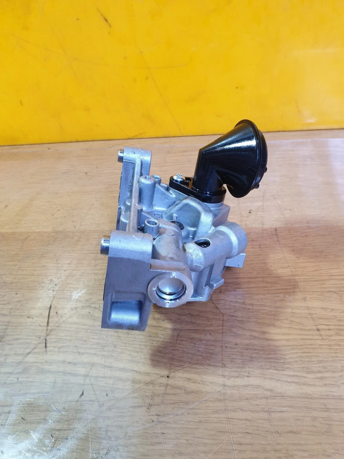 ebay-src:https://i.ebayimg.com/00/s/mtywmfgxmjaw/z/92maaeswlqjqfvn6/$_57.jpg
