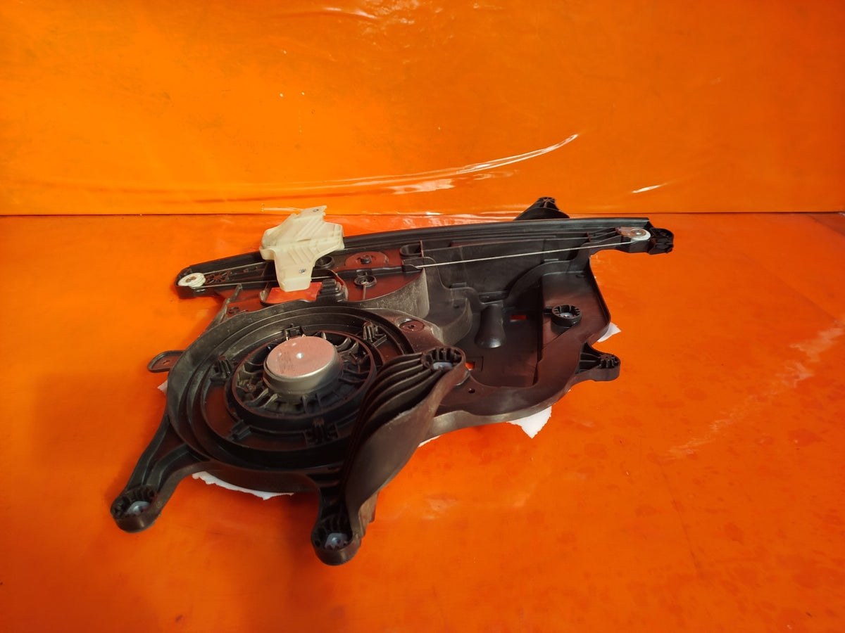 ebay-src:https://i.ebayimg.com/00/s/mtiwmfgxnjaw/z/ez0aaeswqutqtymc/$_57.jpg