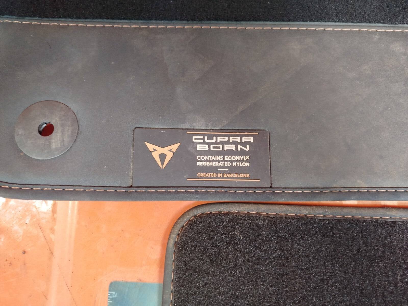 ✅CUPRA BORN V2 Ev 2023 INTERIOR FLOOR MAT SET 10E093990B Warranty A272 - Image 10