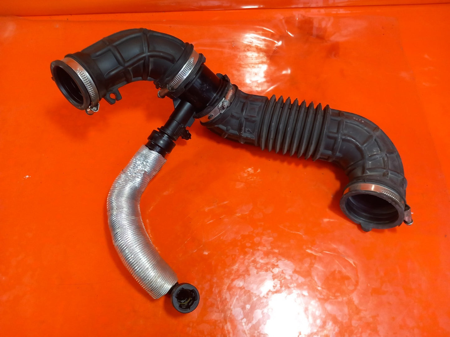 2021 Ford Transit Custom Air Intake Pipe GK21-9R504-AG Warranty A372 - Image 10