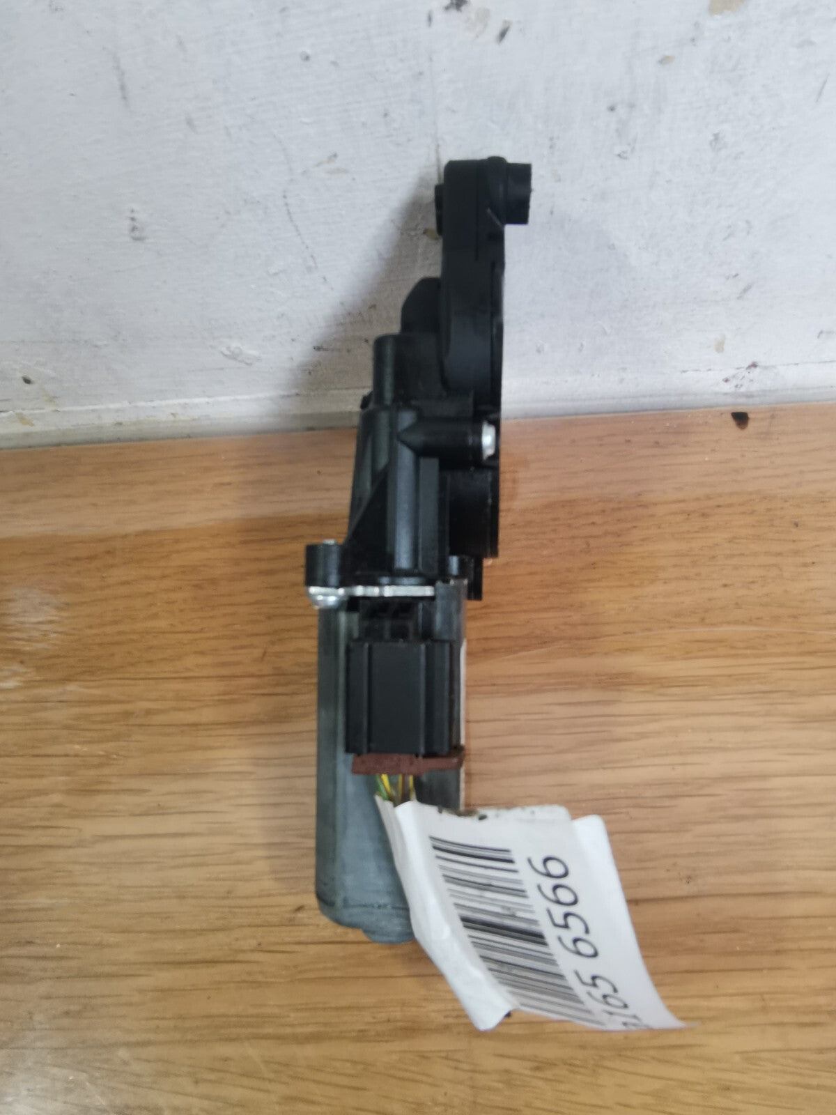 ebay-src:https://i.ebayimg.com/00/s/mtywmfgxmjaw/z/t~saaoswq1fmwims/$_57.jpg