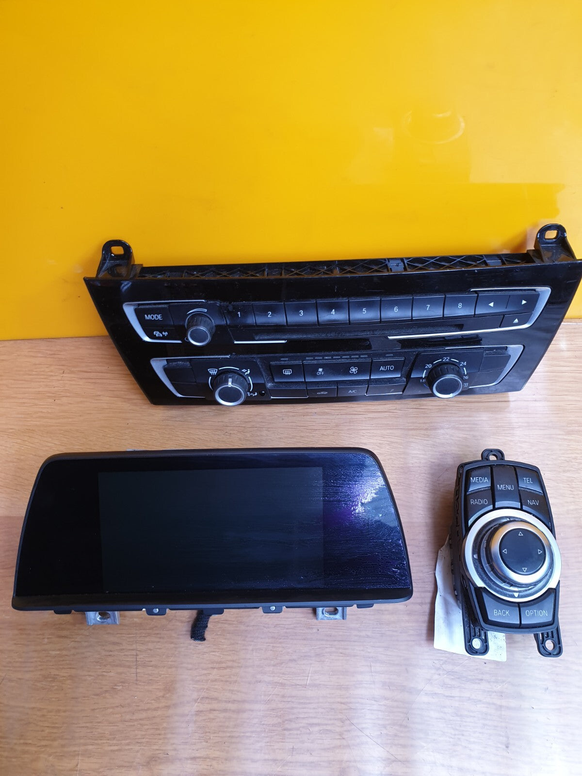 ebay-src:https://i.ebayimg.com/00/s/mtywmfgxmjaw/z/tzkaaoswumfmgah7/$_57.jpg