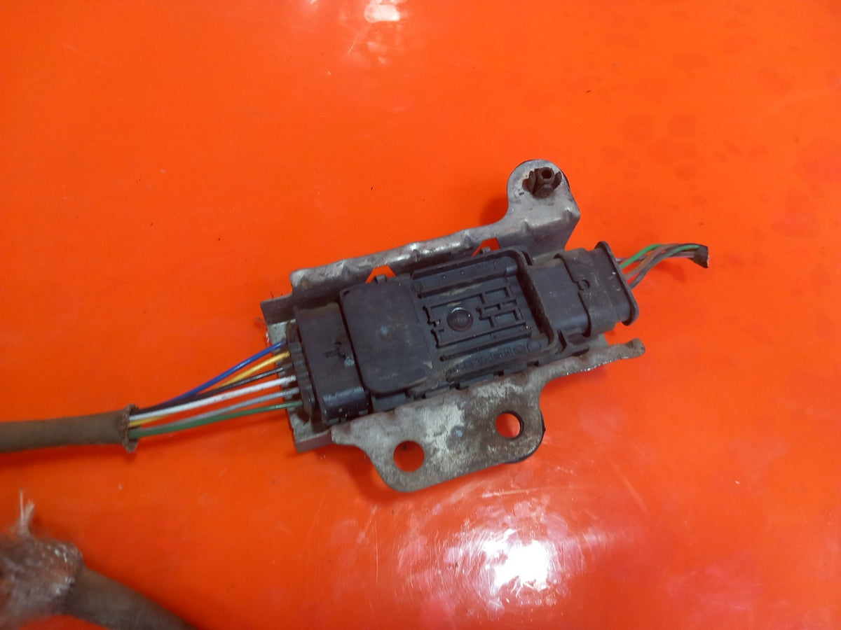 ebay-src:https://i.ebayimg.com/00/s/mtiwmfgxnjaw/z/wyaaaesw~dbqp-kt/$_57.jpg