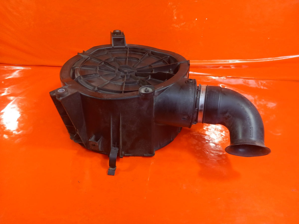 ebay-src:https://i.ebayimg.com/00/s/mtiwmfgxnjaw/z/yhkaaeswaklqn6ql/$_57.jpg