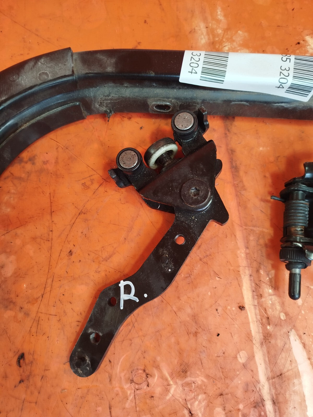 ebay-src:https://i.ebayimg.com/00/s/mtywmfgxmjaw/z/lt0aaoswrlrolplz/$_57.jpg