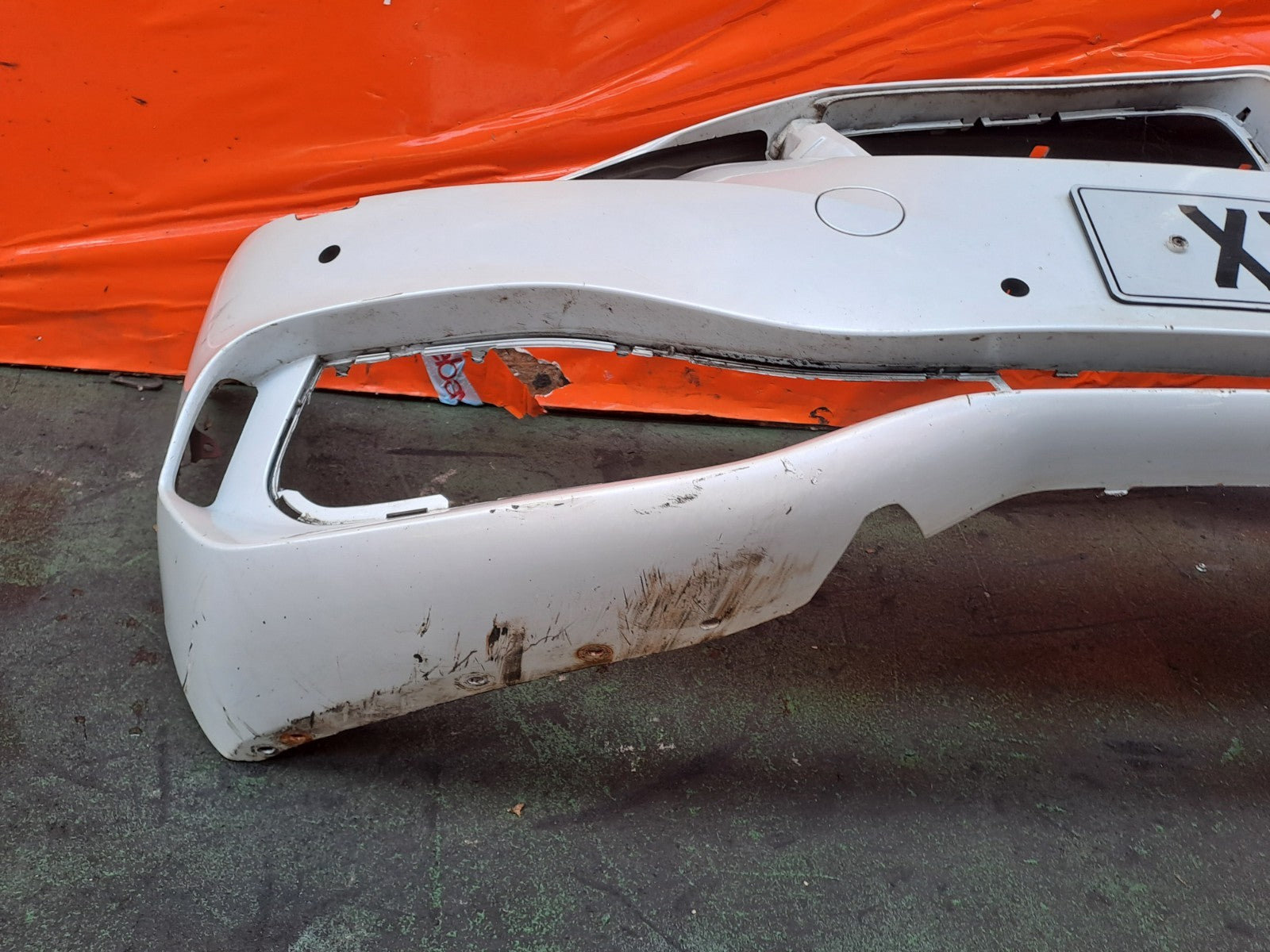 ✅BMW 420D F33 2.0 Diesel 2016 Front Bumper White Scratches A368 - Image 8