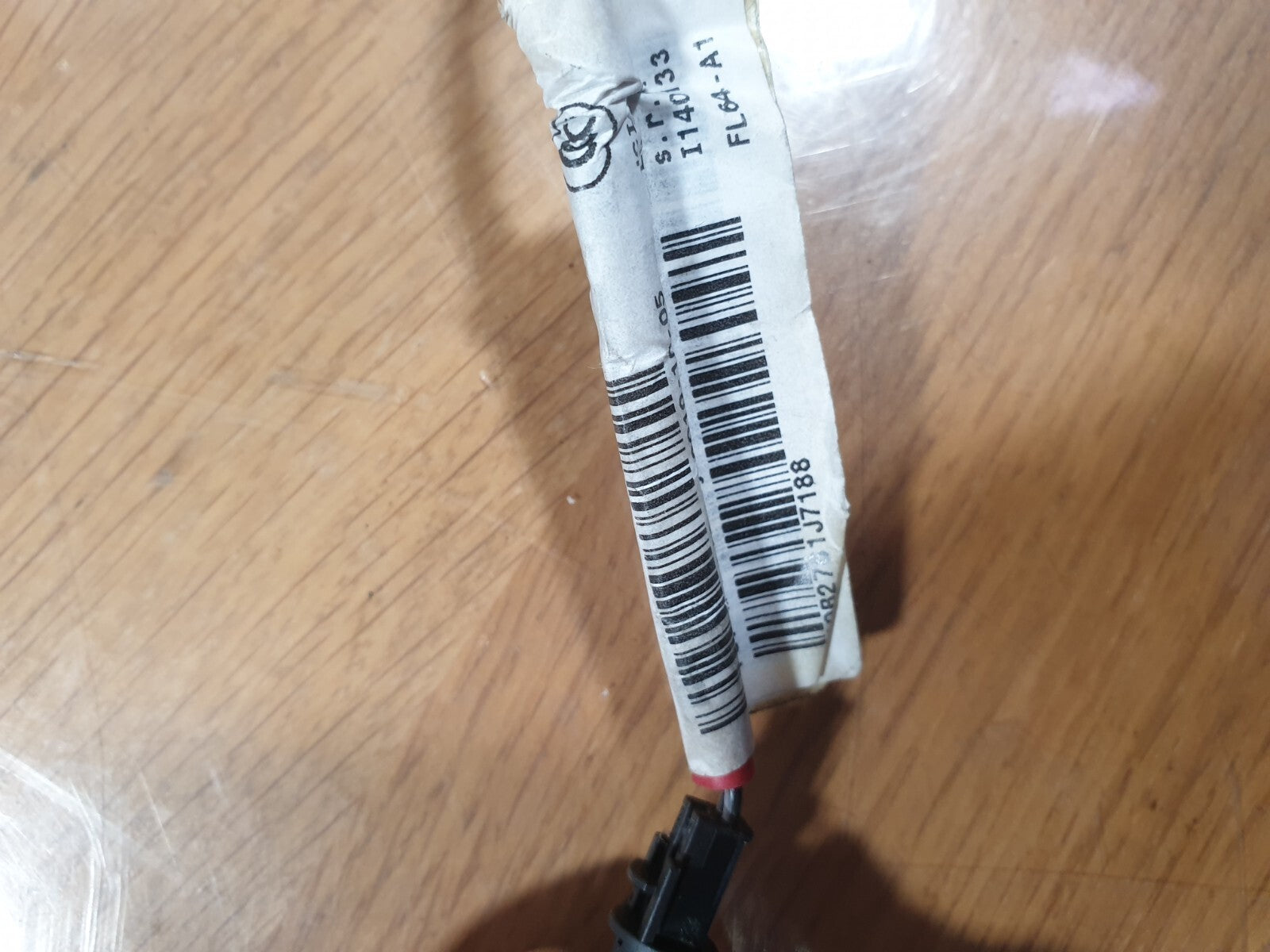 BMW 520D F11 2.0 DIESEL 2010 FRONT RIGHT SEAT HEADREST 1777136-CX Warranty A216 - Image 5