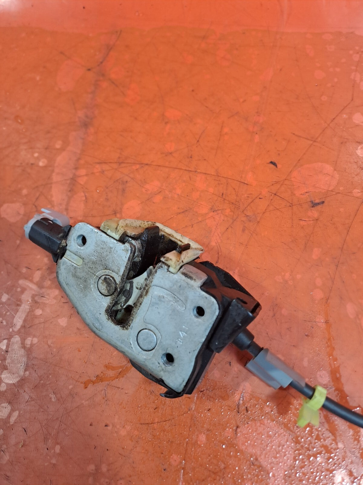 ✅2010 LAND ROVER DISCOVERY 4 L319 TAILGATE LOCK CATCH 3027655 + WARRANTY - Image 5