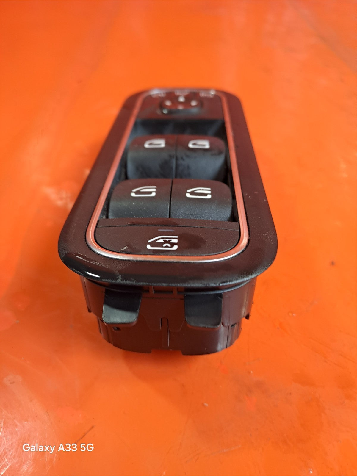 ✅Mercedes A180D W177 2018 1.5 Diesel Front Right Door Window Switch A1679050101 - Image 3