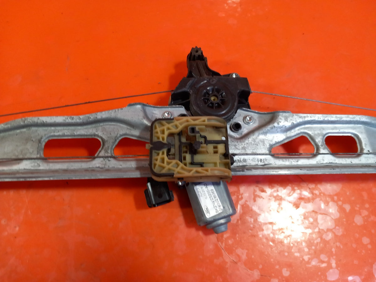 ebay-src:https://i.ebayimg.com/00/s/mtiwmfgxnjaw/z/40qaaesw-~dqzia5/$_57.jpg