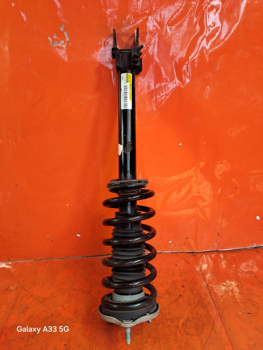✅MERCEDES W205 C200 2.0 PETROL 2015 FRONT RIGHT/LEFT SHOCK ABSORBER A2053200713 - Image 1