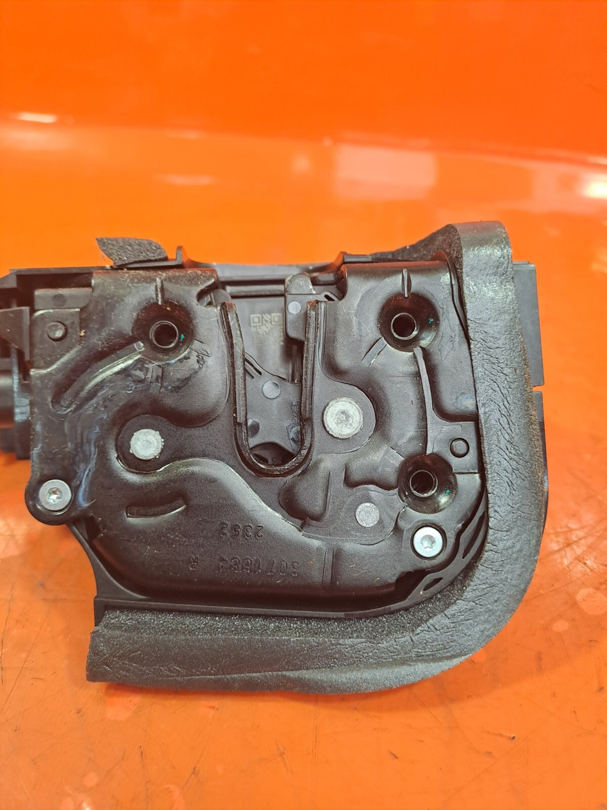 2024 TESLA MODEL 3 LONG REAR RIGHT DOOR LOCK LATCH 1738947-01-D + WARRANTY A207 - Image 8