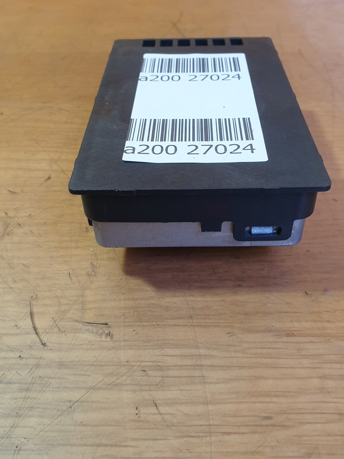 ✅2023 HYUNDAI BAYON PREM T-GDi 1.0P WIRELESS CHARGING MODULE STATION A200 - Image 2