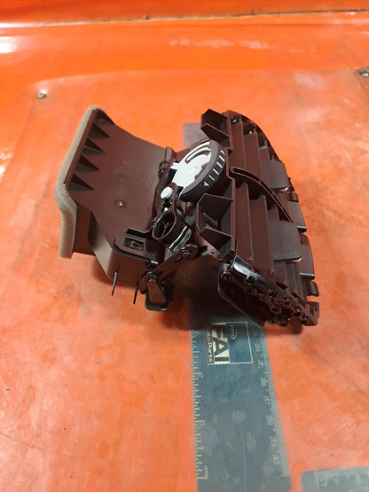 ebay-src:https://i.ebayimg.com/00/s/mtywmfgxmjaw/z/tjaaaeswlhnpqxq2/$_57.jpg