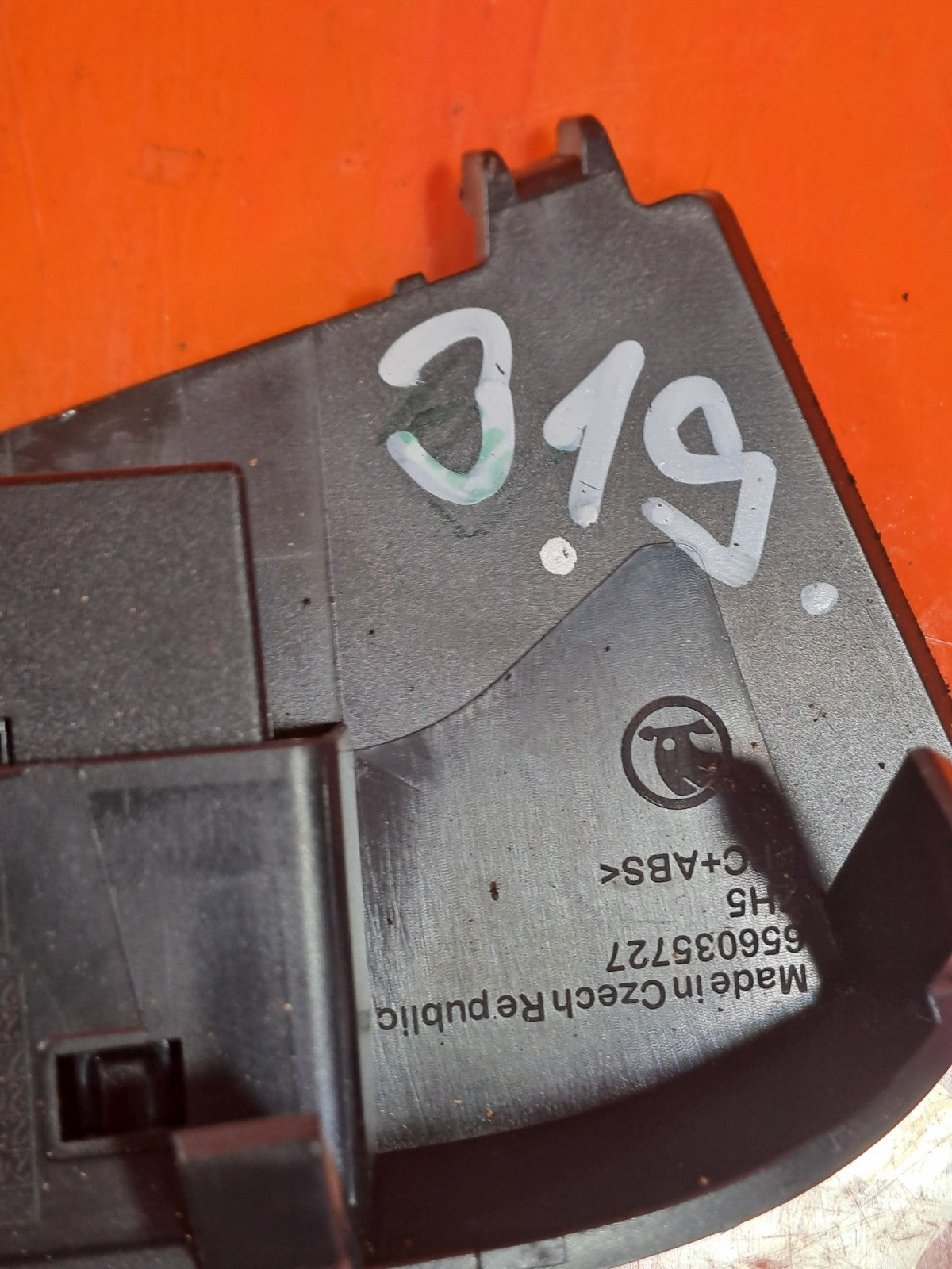 ✅SKODA KAMIQ Se 1.5 PETROL 2024 TWIN USB SOCKET PORT OUTLET 657035700 Warranty - Image 9