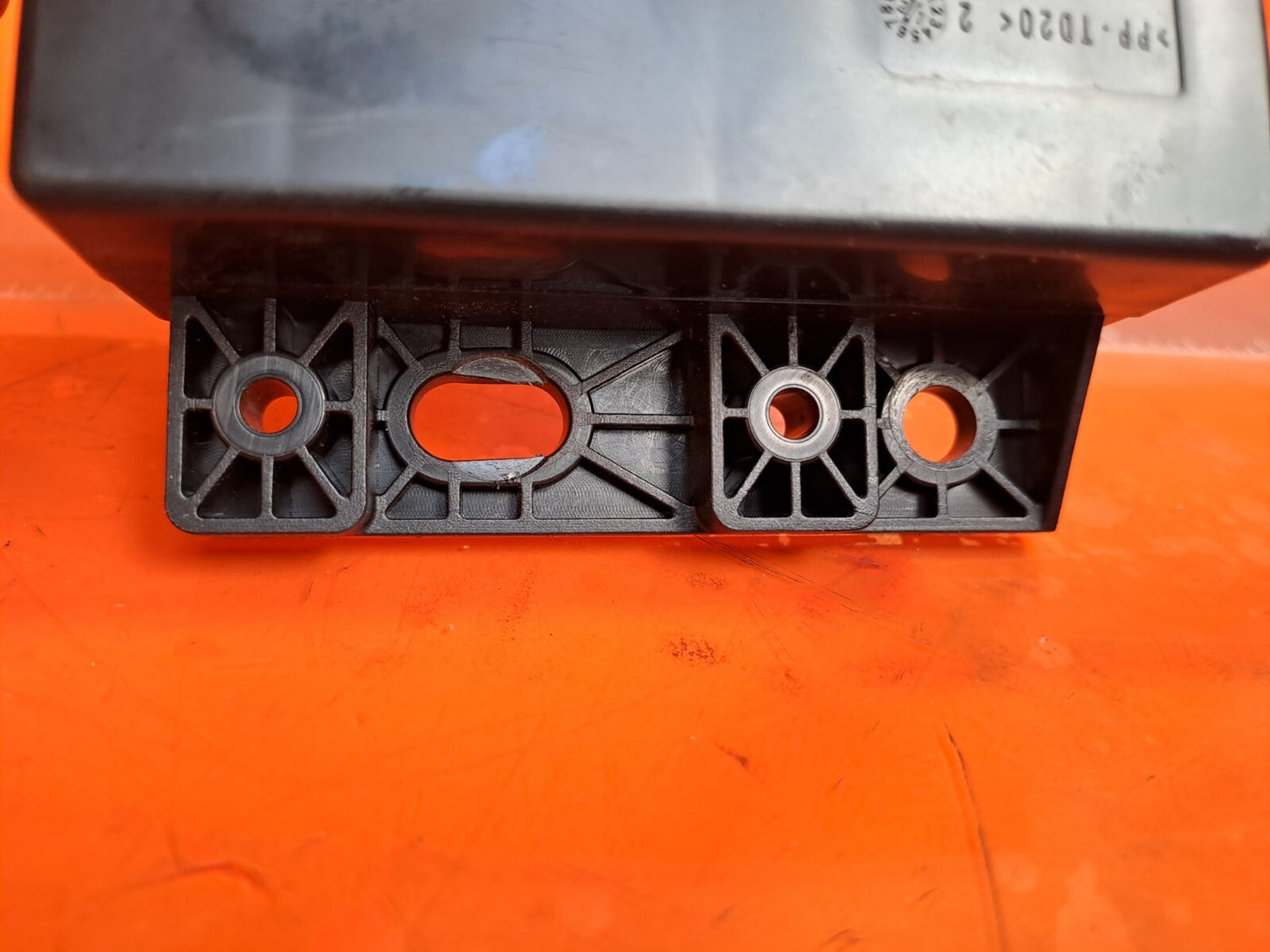 ebay-src:https://i.ebayimg.com/00/s/mtiwmfgxnjaw/z/77qaaoswmdbno4iu/$_57.jpg