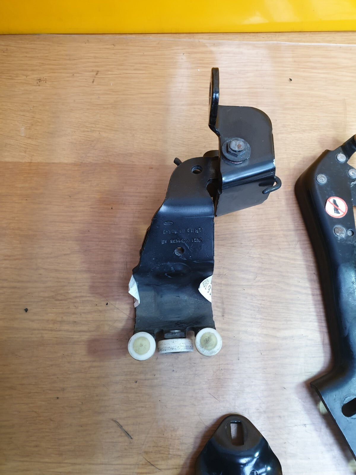 ebay-src:https://i.ebayimg.com/00/s/mtywmfgxmjaw/z/cg4aaoswqcpmik-x/$_57.jpg