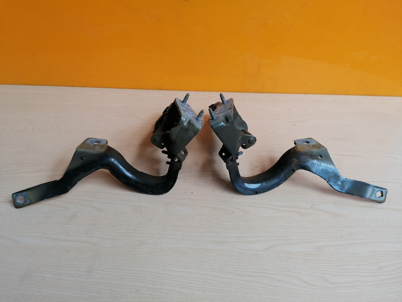 ebay-src:https://i.ebayimg.com/00/s/mtiwmfgxnjaw/z/~94aaoswhmpka6cy/$_57.jpg