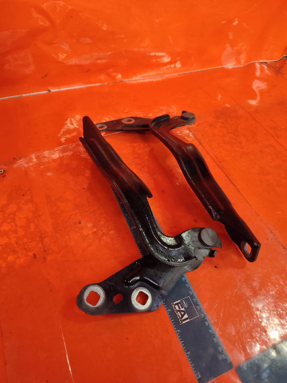 ✅2018 FORD GALAXY ZETEC BONNET HINGE PAIR EM2B-R16800-BA + WARRANTY A301 - Image 2