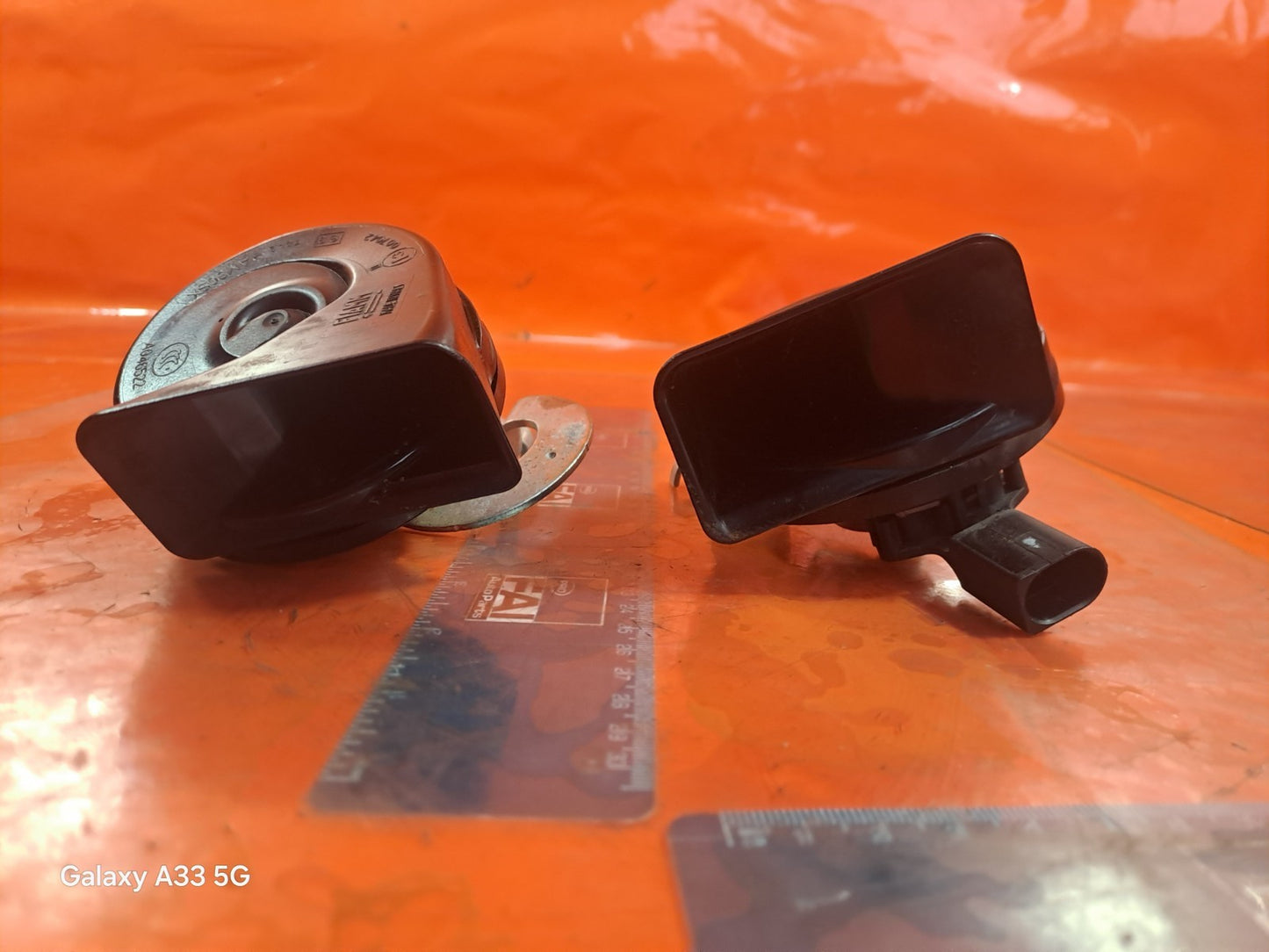 ✅MERCEDES A180 SPORT 1.3 PETROL 2025 ALARM SIREN HORN SIGNAL PAIR A2475403206 - Image 3