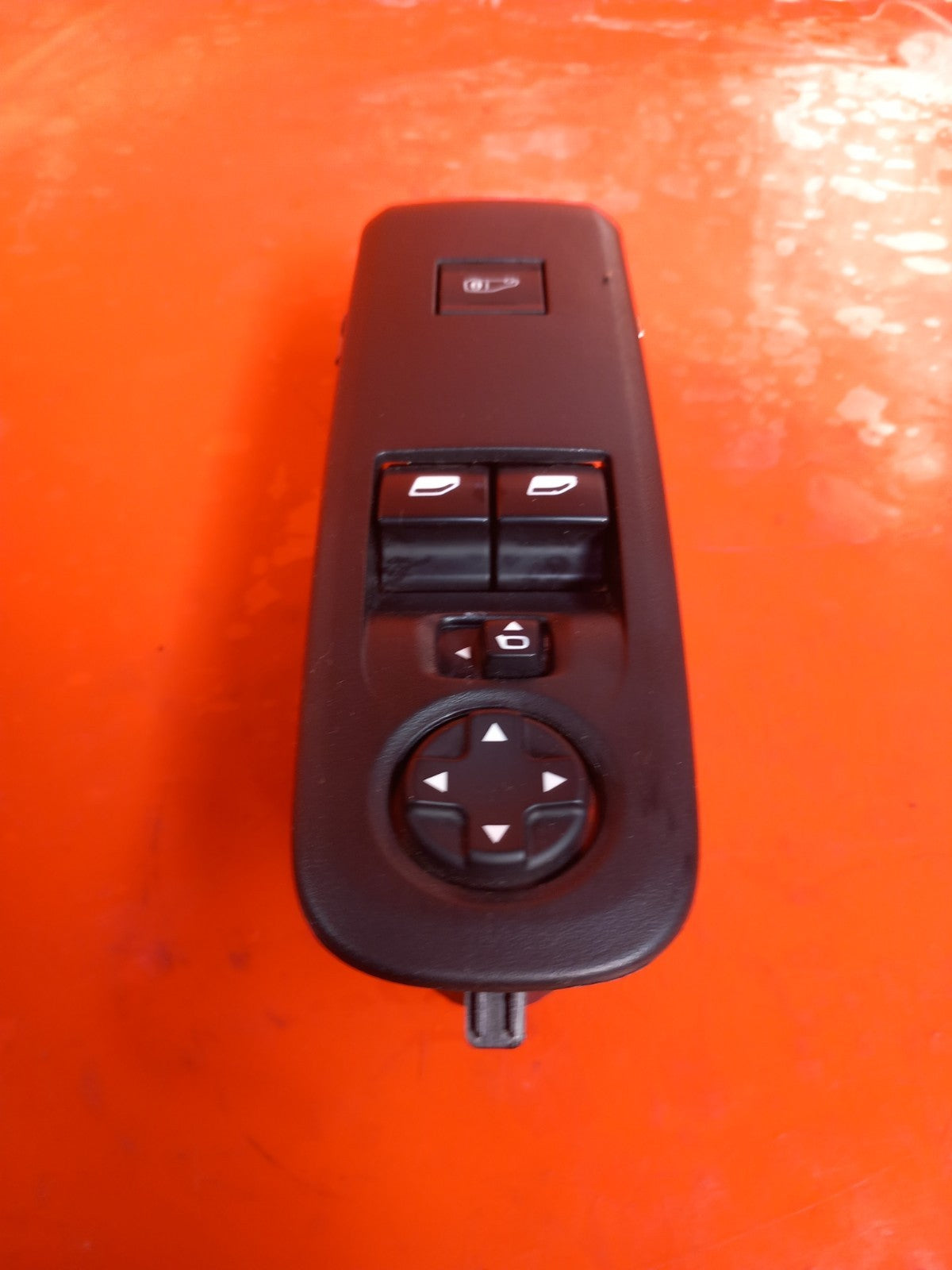 Citroen Berlingo 650 1.5 Diesel 2021 Front Right Window Switch 98329368ZD A415 - Image 5