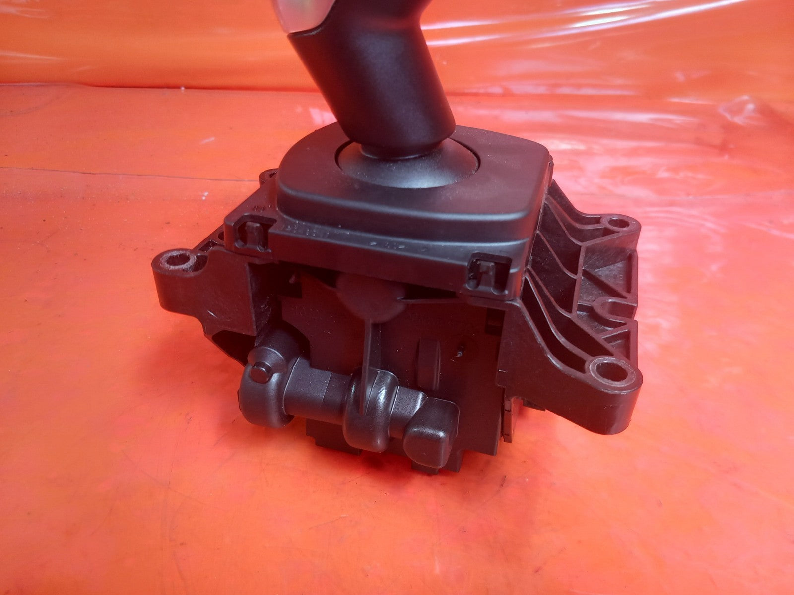 Land Rover Defender L663 3.0 Diesel 2025 Auto Gear Lever Selector N8B27E453BA - Image 10