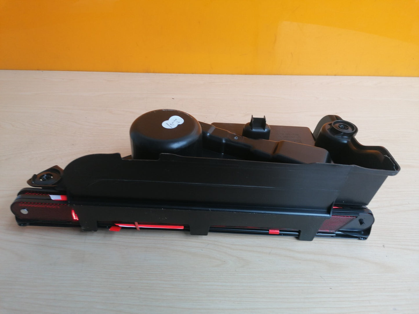 MERCEDES A200 W176 2.1 DIESEL 2015 TOOL KIT TOW EYE WARNING TRIANGLE A2468900188 - Image 10