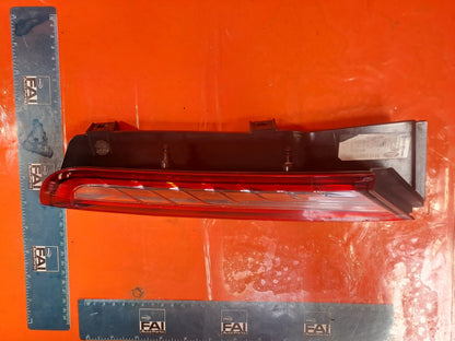 ✅2015 FORD TRANSIT CONNECT V408 REAR RIGHT UPPER TAIL LIGHT DT11-13A602-AC A355 - Image 3