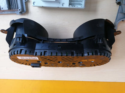 ebay-src:https://i.ebayimg.com/00/s/mtiwmfgxnjaw/z/dquaaeswzy5p3y15/$_57.jpg