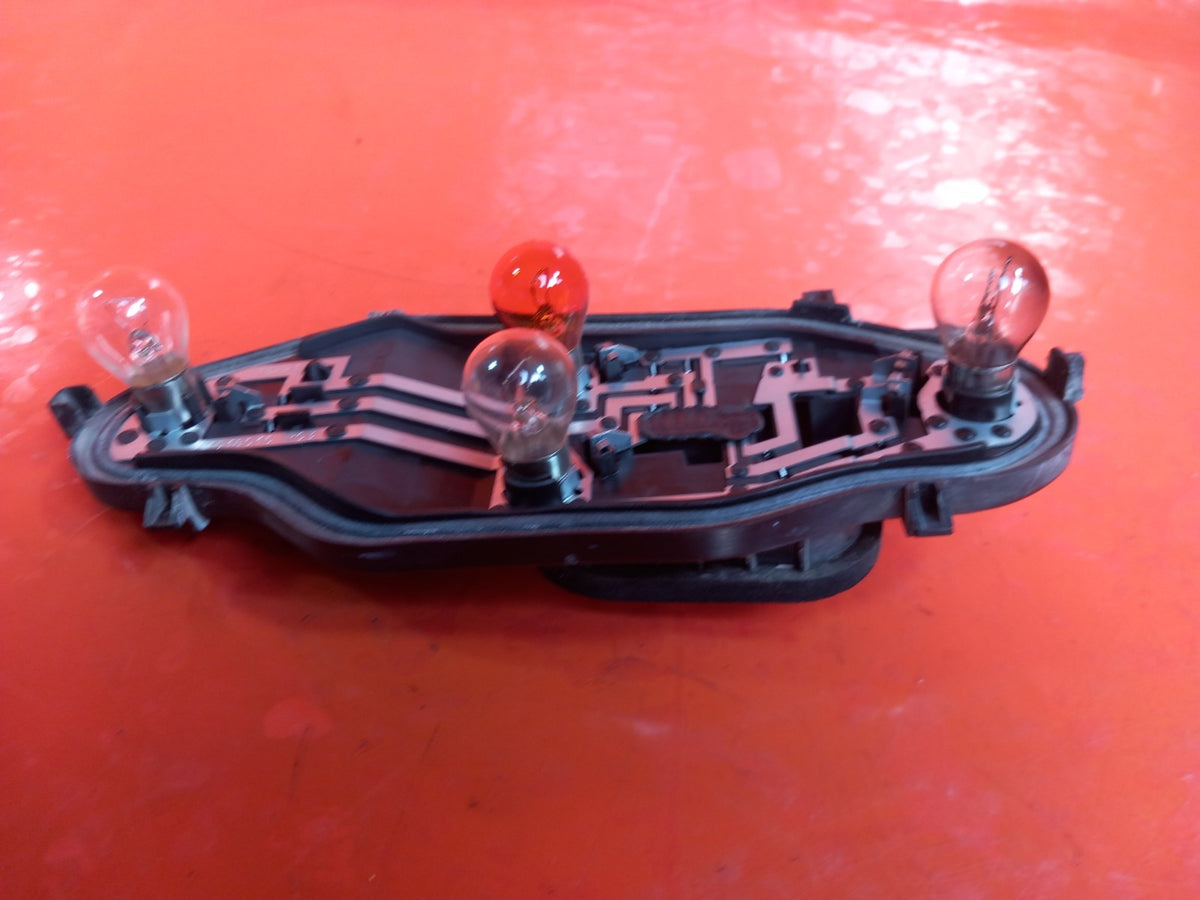 Citroen Berlingo 650 1.5 Diesel 2021 Rear Tail Light Bulb Holder Warranty A415 - Image 5