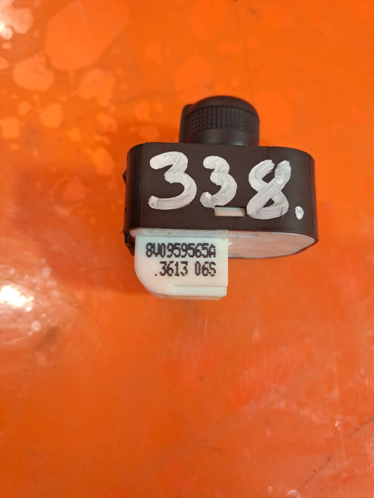 ✅AUDI A3 1.6 DIESEL 2013 ELECTRIC WING MIRROR SWITCH 8V0959565A Warranty A338 - Image 7