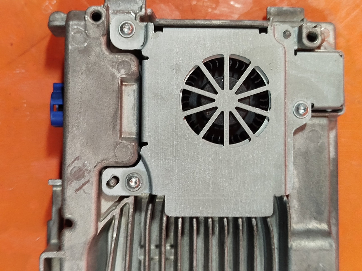 ebay-src:https://i.ebayimg.com/00/s/mtiwmfgxnjaw/z/n-kaaeswmcvpxree/$_57.jpg
