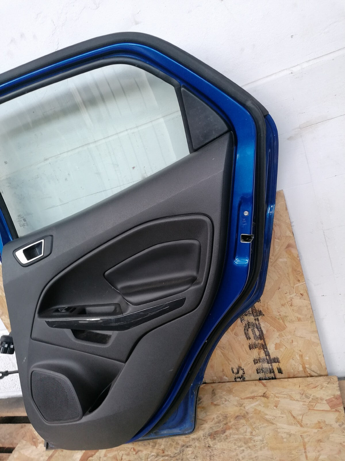 2015 FORD ECOSPORT 1.0 PETROL REAR RIGHT DRIVER SIDE DOOR BLUE scrathes - Image 12