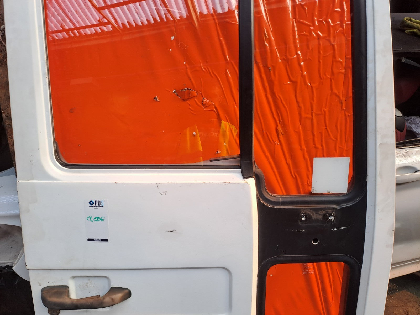 ✅Volvo FL 5.5 Diesel 2003 Front Right Door Bare White Warranty A324 - Image 3