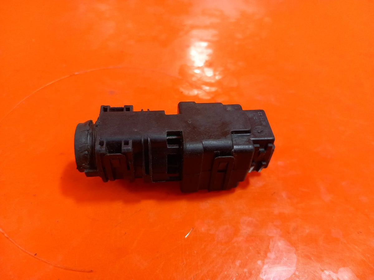 ebay-src:https://i.ebayimg.com/00/s/mtiwmfgxnjaw/z/kc8aaeswmwpqvwqv/$_57.jpg
