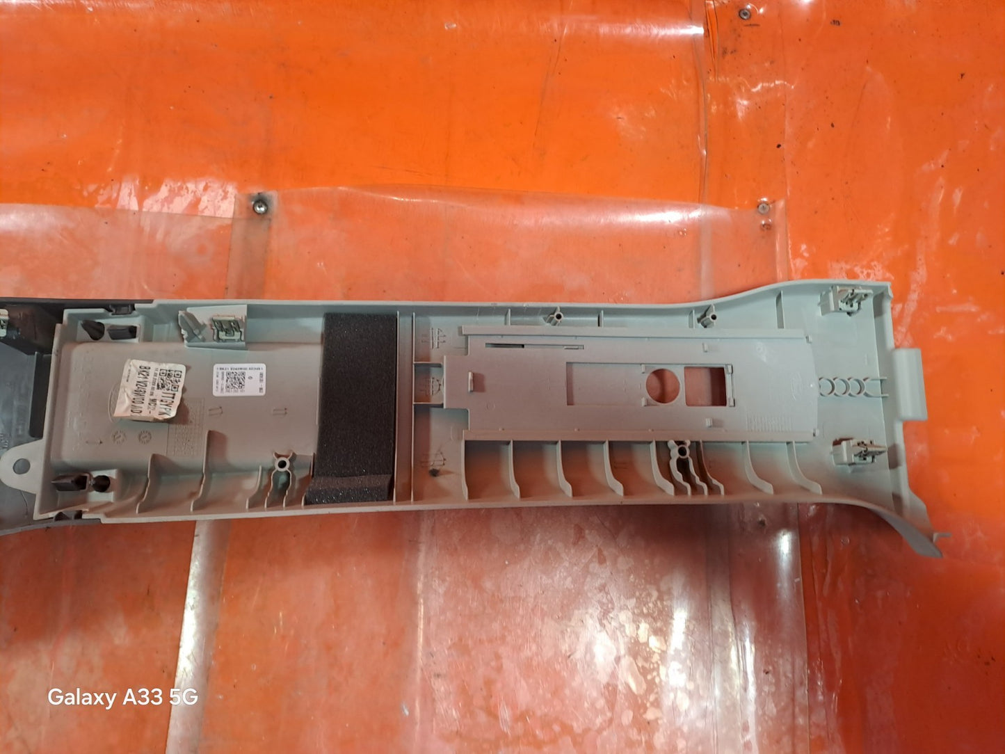 ✅FORD TRANSIT CUSTOM 2.0 DIESEL 2023 RIGHT SIDE B PILLAR TRIM KK21V243W12AB A342 - Image 12