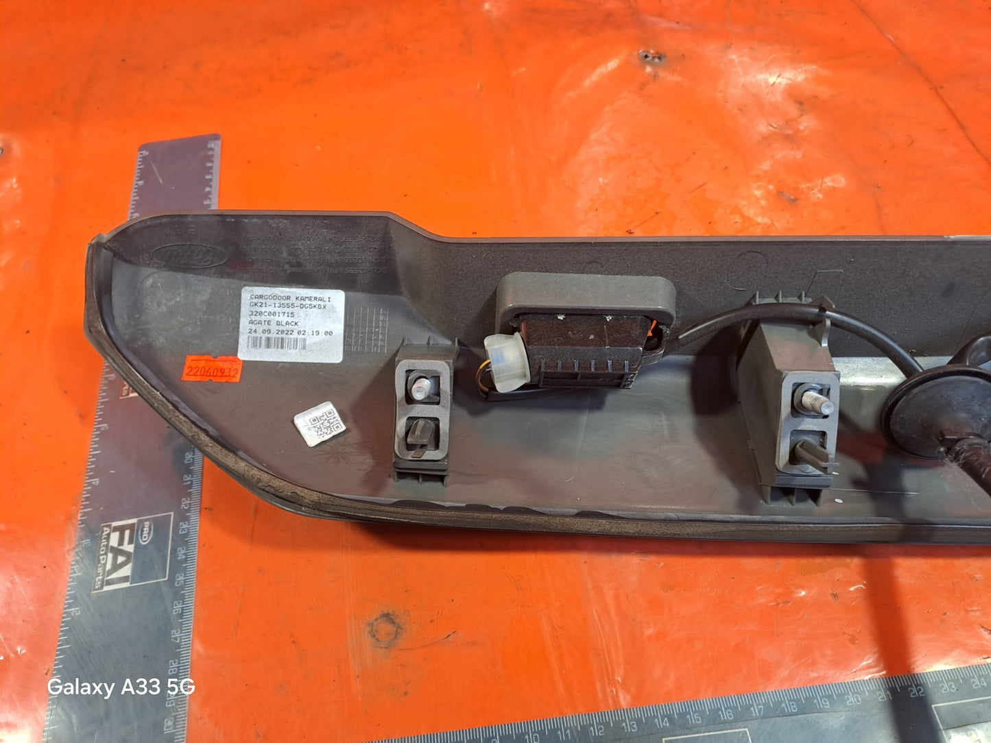 ✅2023 Ford Transit Custom Tailgate Number Plate Light Trim GK21-13555-DG Black - Image 10