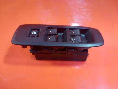 ebay-src:https://i.ebayimg.com/00/s/mtiwmfgxnjaw/z/la4aaeswqujqmrls/$_57.jpg