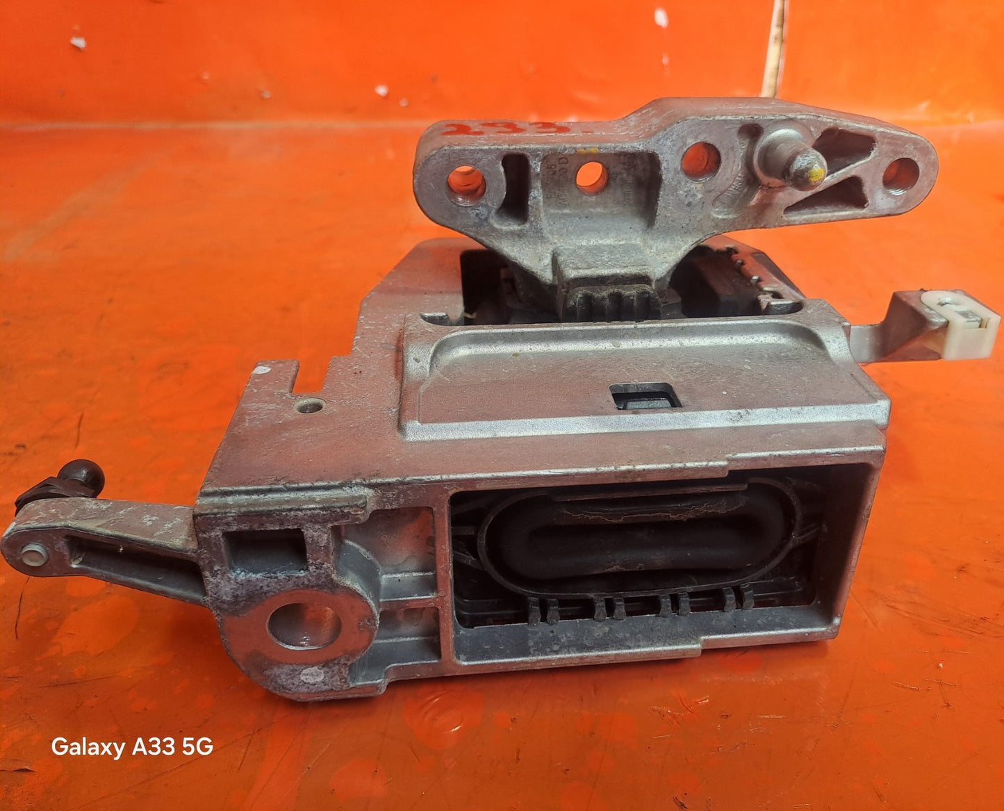 ✅BMW 220D M Sport F44 2 Series 2023 2.0 Diesel RIGHT ENGINE MOUNT 8835570 A293 - Image 2