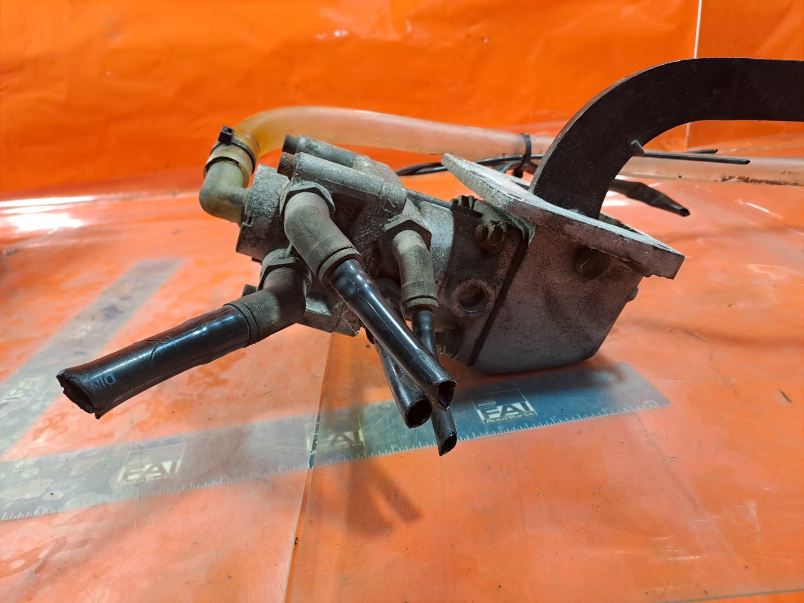 ✅2003 VOLVO FL 5.5D CABIN TILT LOCK 20503264 + WARRANTY A324 - Image 6