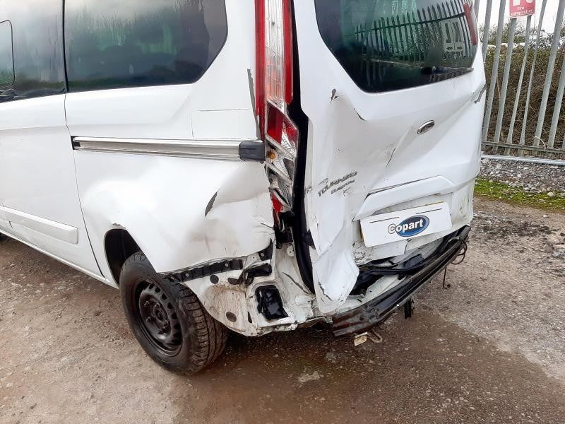 ✅Ford Tourneo Custom 2.2 Diesel 2015 Breaking Price Per Wheel Nut Only White - Image 9