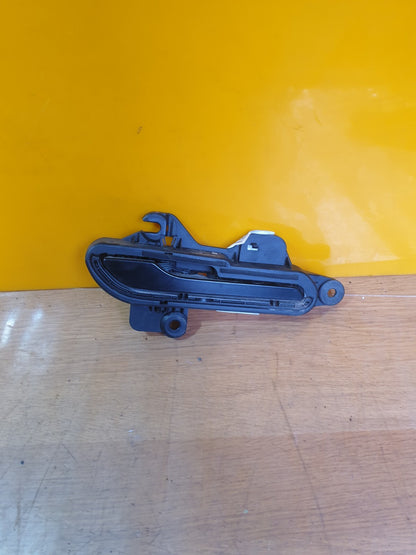 ✅2022 TESLA MODEL Y FRONT RIGHT DOOR HANDLE 1528115-00-D + WARRANTY A172 - Image 1