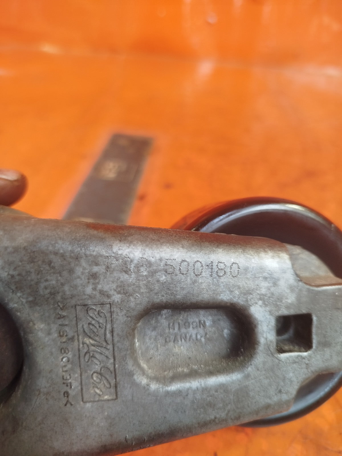 ebay-src:https://i.ebayimg.com/00/s/mtywmfgxmjaw/z/r1qaaesw0thoabzp/$_57.jpg