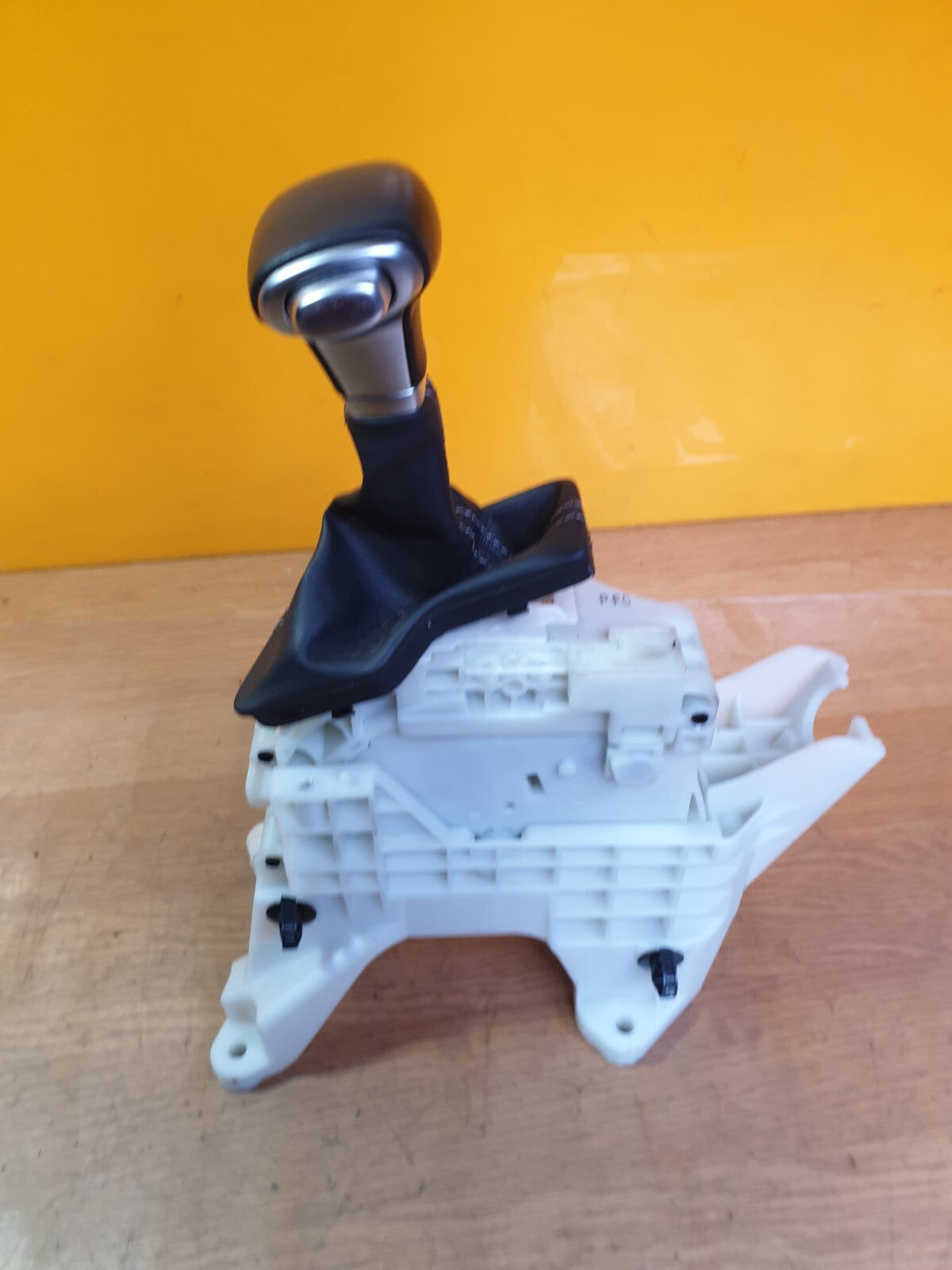 ✅Kia Niro 2 S-A 1.6 Petrol 2020 Automatic Gear Stick Lever 46701-D4930 Warranty - Image 1