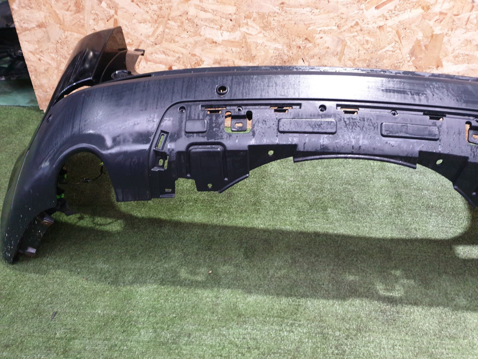 ✅2018 LAND ROVER DISCOVERY SPORT L550 REAR BUMPER BLACK Warranty A094 - Image 7