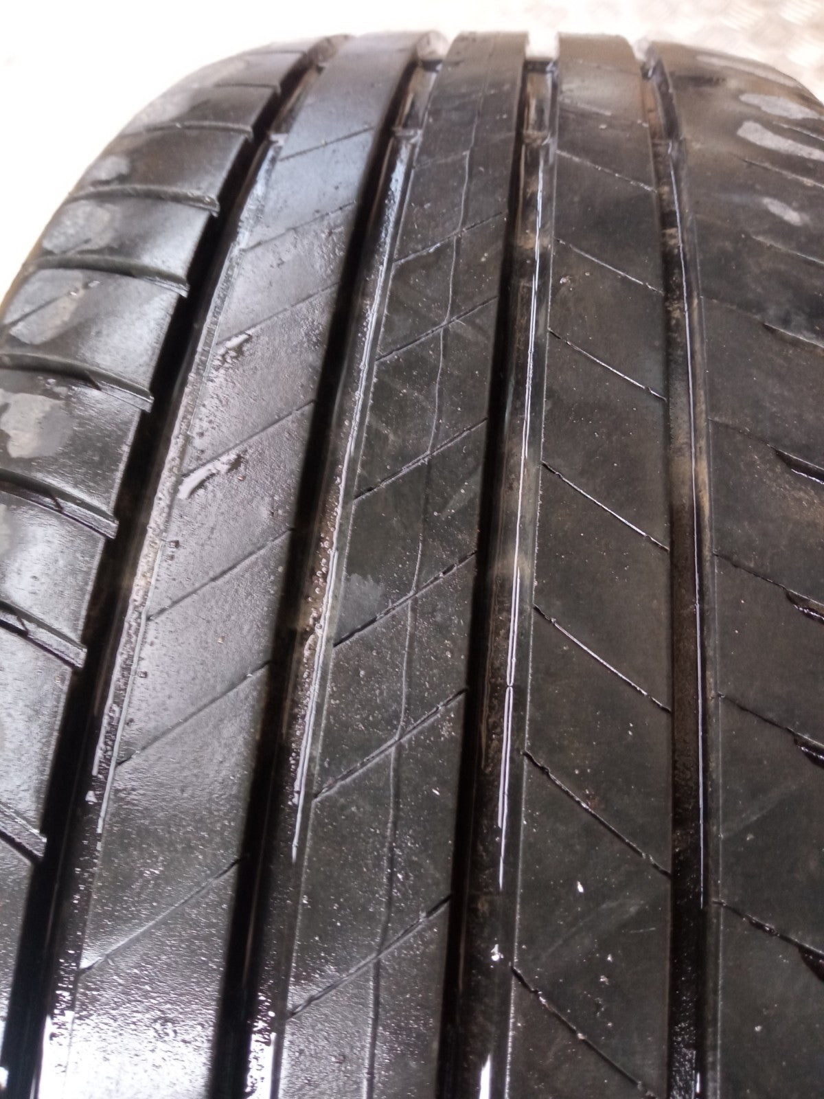 ✅Dacia Duster Journey 1.3 Petrol 2024 Alloy Wheel & Tyre 215/60 R17 403005180R - Image 7