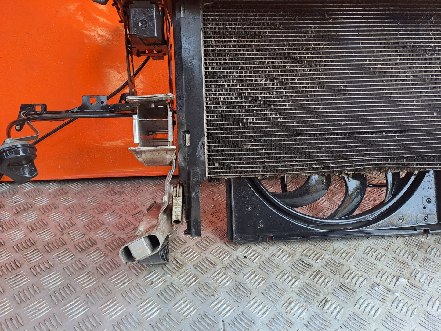 ✅2015 BMW 1 SERIES F20 RADIATOR RAD PACK + WARRANTY A320 - Image 7